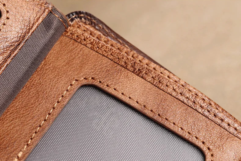 Portafoglio trifold da uomo in pelle con finestra per documenti e portacarte