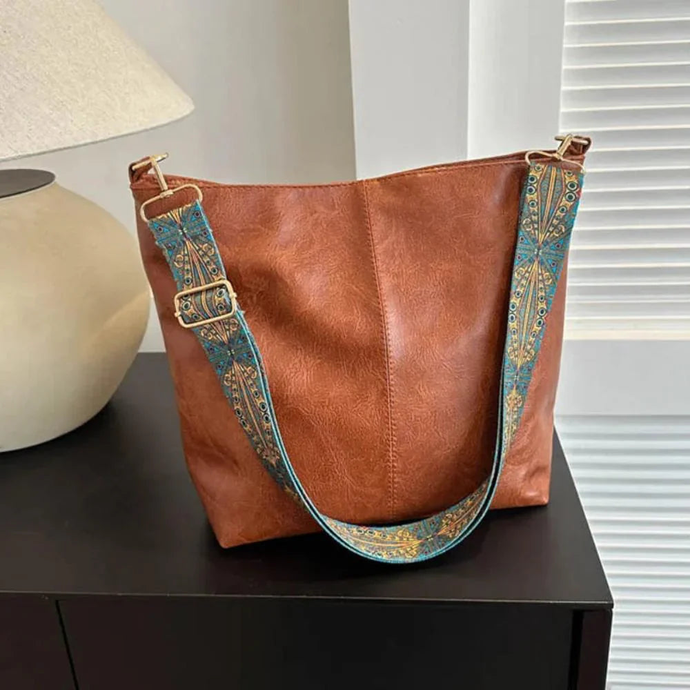 Borsa a tracolla in pelle stile artigianale Isla's Rustic Bloom