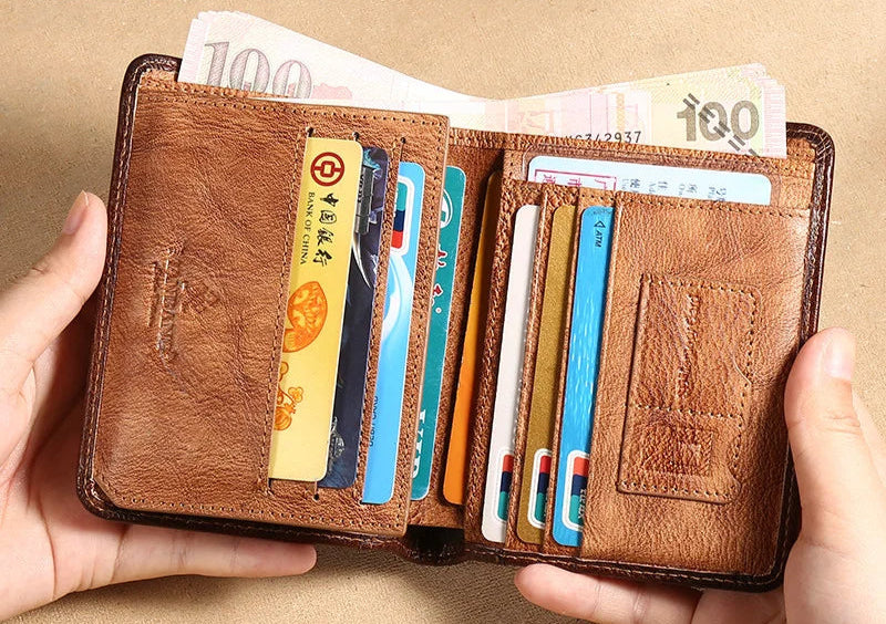 Portafoglio trifold da uomo in pelle con finestra per documenti e portacarte