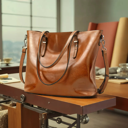 Celeste's Everyday Luxe | Borsa a tracolla in pelle realizzata a mano